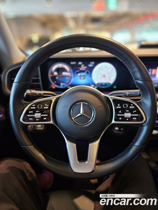 Mercedes-Benz GLE-Class GLE300d 4MATIC