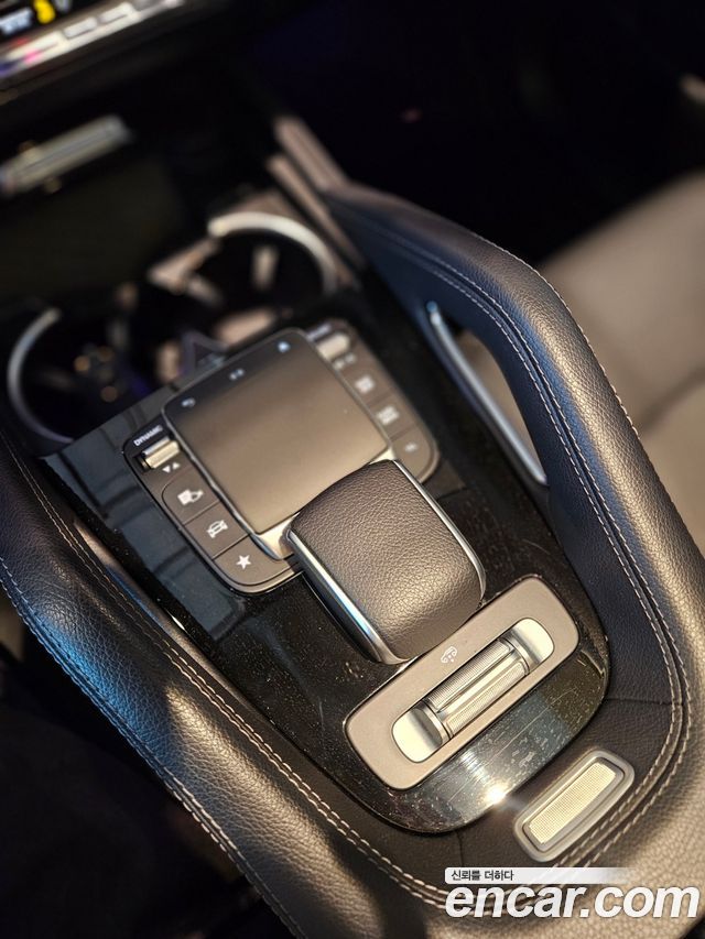Mercedes-Benz GLE-Class GLE300d 4MATIC