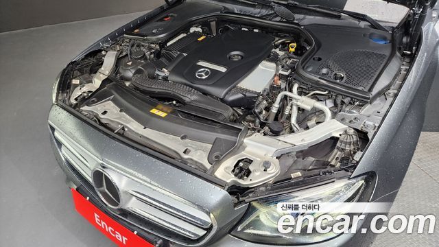 Mercedes-Benz E-Class E300 AV Intelligent Drive