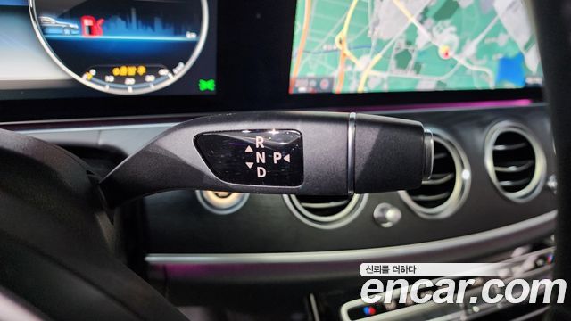 Mercedes-Benz E-Class E300 AV Intelligent Drive