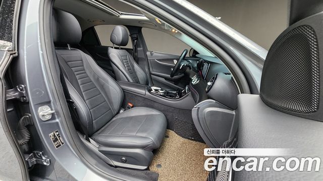 Mercedes-Benz E-Class E300 AV Intelligent Drive