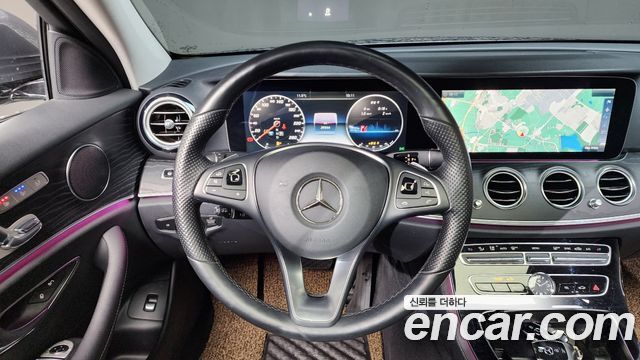 Mercedes-Benz E-Class E300 AV Intelligent Drive