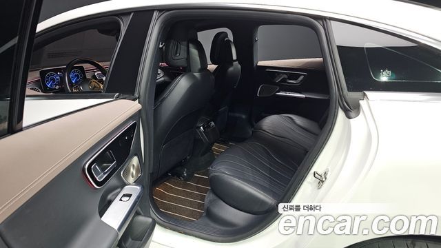 Mercedes-Benz EQE EQE350+