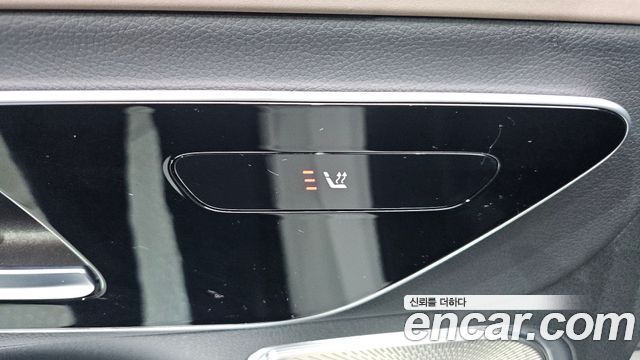 Mercedes-Benz EQE EQE350+