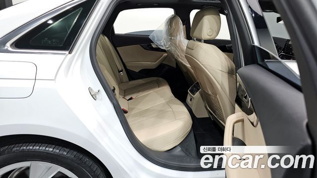 Audi A4 40 TFSI Premium
