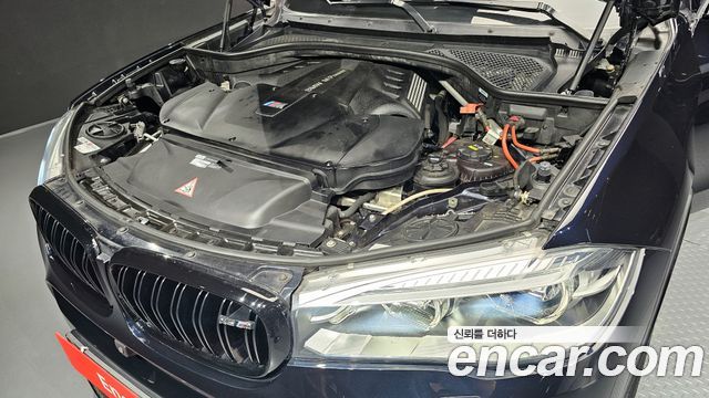 BMW X5M 4.4