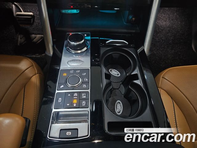 Land Rover Discovery 3.0 TD6 HSE Luxury