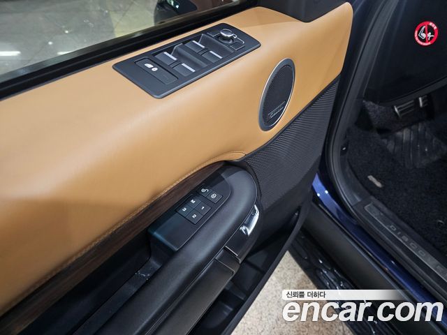 Land Rover Discovery 3.0 TD6 HSE Luxury