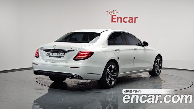 Mercedes-Benz E-Class E220d 4MATIC Exclusive