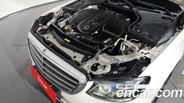 Mercedes-Benz E-Class E220d 4MATIC Exclusive