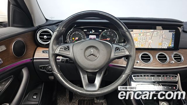 Mercedes-Benz E-Class E220d 4MATIC Exclusive
