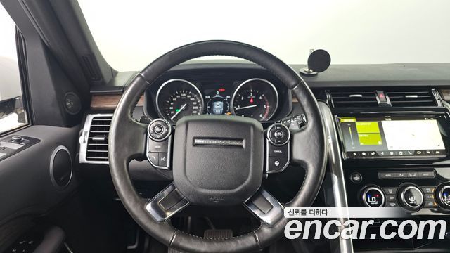 Land Rover Discovery 3.0 TD6 HSE
