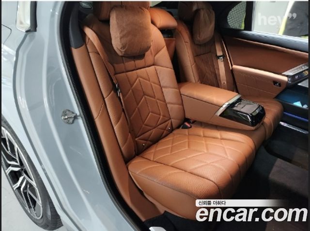 BMW 7-Series 740d xDrive M Sport