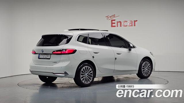 BMW 2-Series 220i Luxury