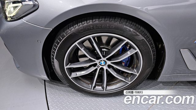 BMW 5-Series 520i M Sport