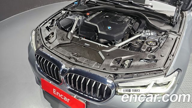 BMW 5-Series 520i M Sport