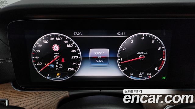 Mercedes-Benz E-Class E300 4MATIC Exclusive