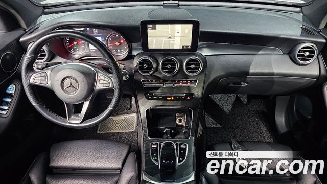 Mercedes-Benz GLC-Class GCL300 4MATIC Coupe