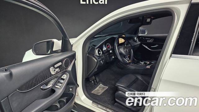Mercedes-Benz GLC-Class GCL300 4MATIC Coupe