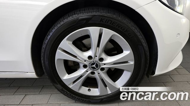 Mercedes-Benz C-Class C220 d 4MATIC
