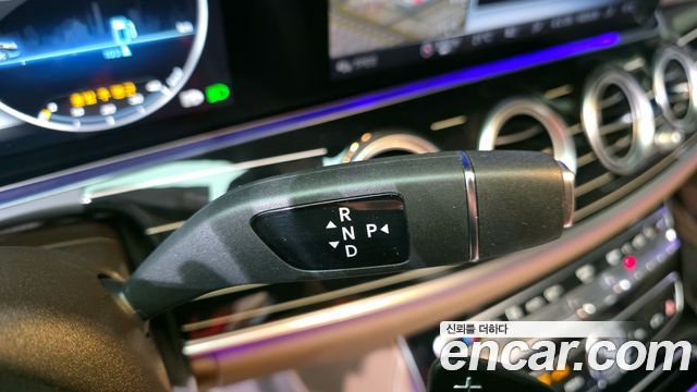 Mercedes-Benz E-Class E450 4MATIC Exclusive