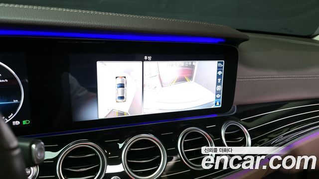 Mercedes-Benz E-Class E450 4MATIC Exclusive