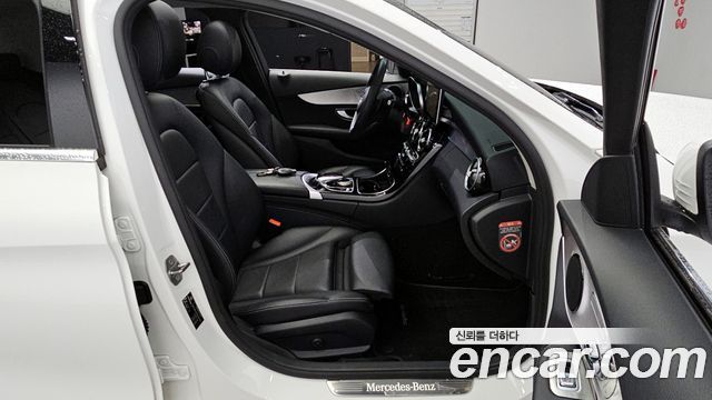 Mercedes-Benz C-Class C200 Avantgarde