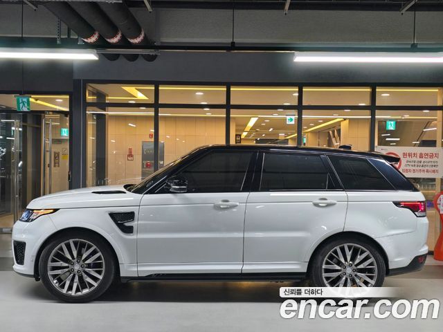 Land Rover Range Rover Sport 5.0 SVR