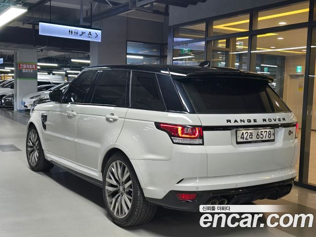 Land Rover Range Rover Sport 5.0 SVR