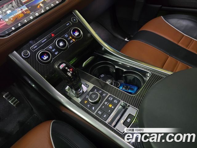 Land Rover Range Rover Sport 5.0 SVR