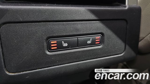 Land Rover Discovery 2.0 SD4 SE