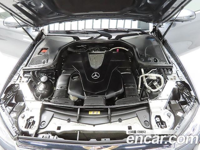Mercedes-Benz E-Class E450 4MATIC Exclusive