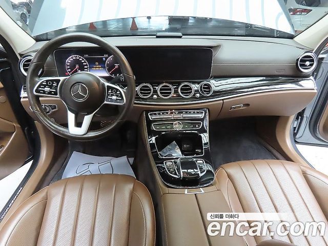 Mercedes-Benz E-Class E450 4MATIC Exclusive
