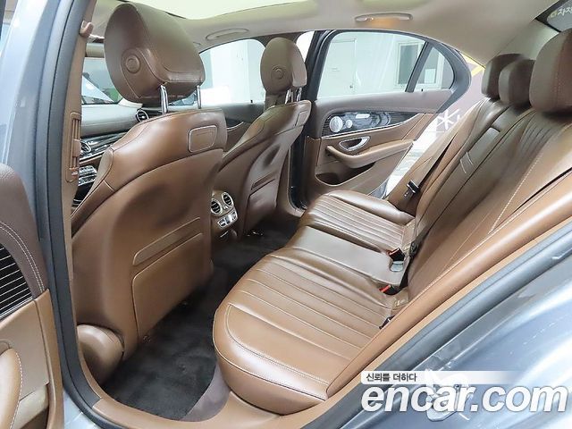 Mercedes-Benz E-Class E450 4MATIC Exclusive
