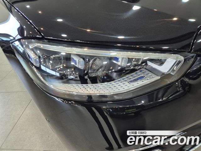 Mercedes-Benz S-Class S500L 4MATIC