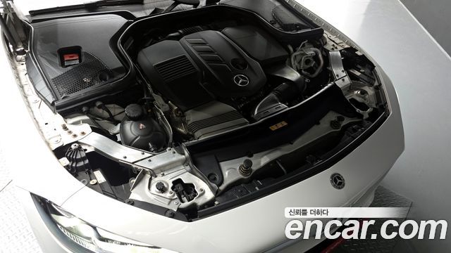 Mercedes-Benz CLS-Class CLS300d AMG Line