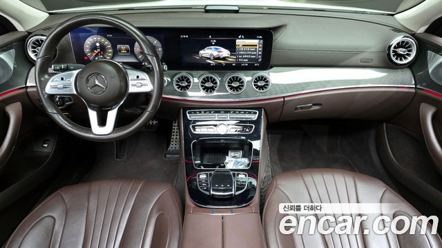 Mercedes-Benz CLS-Class CLS300d AMG Line