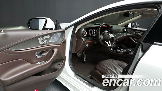 Mercedes-Benz CLS-Class CLS300d AMG Line