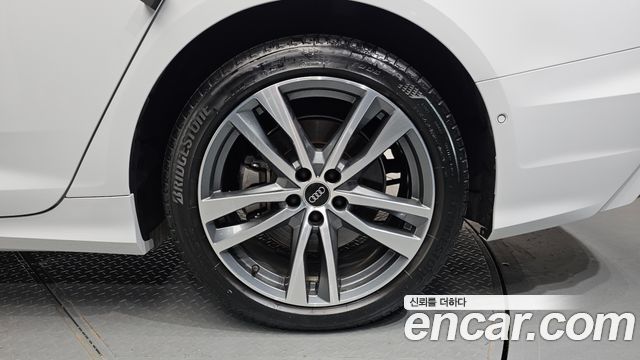 Audi A6 45 TFSI Premium