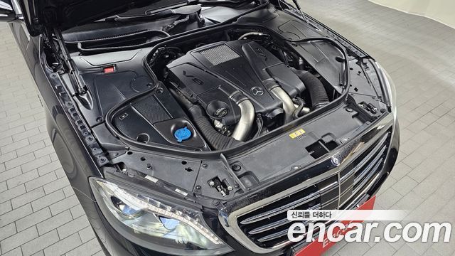Mercedes-Benz S-Class Maybach S500 4MATIC