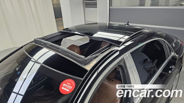 Mercedes-Benz S-Class Maybach S500 4MATIC