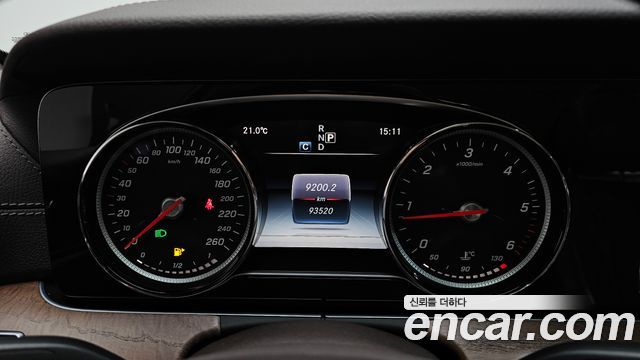 Mercedes-Benz E-Class E220d Exclusive