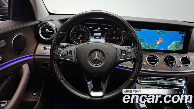 Mercedes-Benz E-Class E220d Exclusive