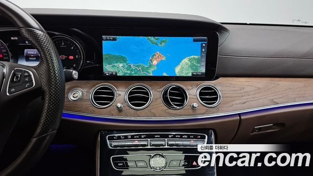 Mercedes-Benz E-Class E220d Exclusive