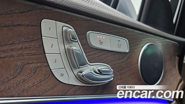 Mercedes-Benz E-Class E220d Exclusive