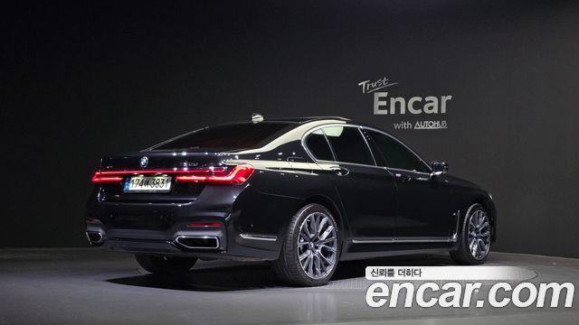 BMW 7-Series 730d xDrive M Sport