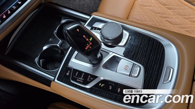 BMW 7-Series 730d xDrive M Sport
