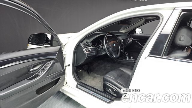 BMW 5-Series 520d M Aero Dynamic