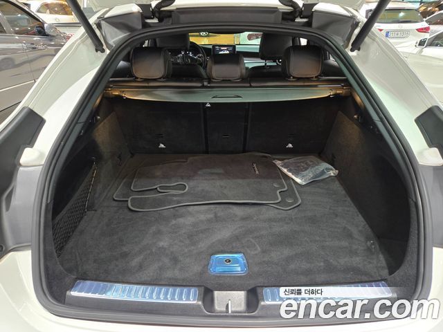 Mercedes-Benz GLC-Class GCL300 4MATIC Coupe
