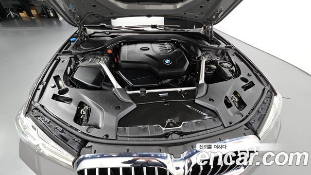 BMW 5-Series 520i M Sport